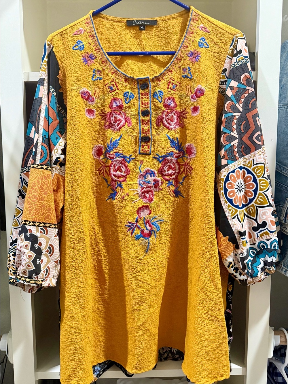 Caleoas mixed print tunic size xl